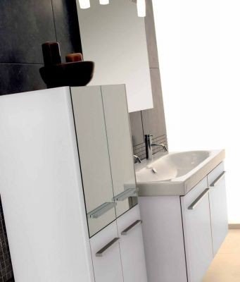 Шкафы для ванной комнаты Berloni Bagno SQUARED. Шкафы для ванной комнаты Berloni Bagno SQUARED.