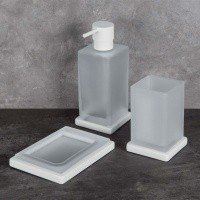 Colombo Design LOOK B9317.BM Дозатор для жидкого мыла 310 мл (белый матовый)