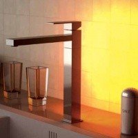 REMER Q-Ambient QA40 Высокий смеситель для кухни с LED-подсветкой (хром)