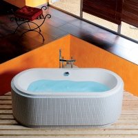 Акриловая ванна ALPEN Viva O 175 79119, гарантия 10 лет, овальная форма, объём 235 литров, цвет - euro white (европейский белый)